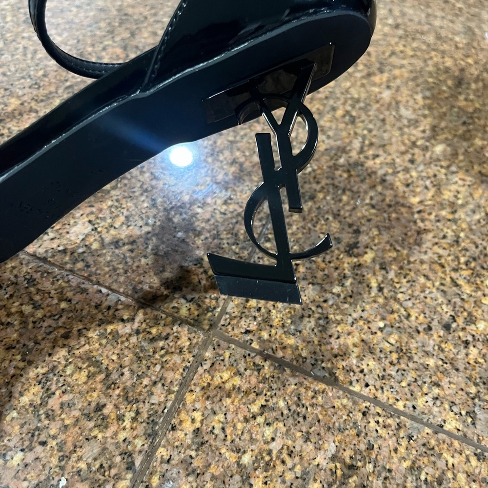 Saint Laurent Black Patent Leather Heels - Picture 10 of 10